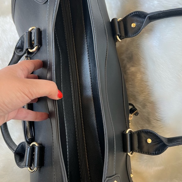 MKF Collection Patricia Duffle / Weekender Bag - Picture 6 of 9